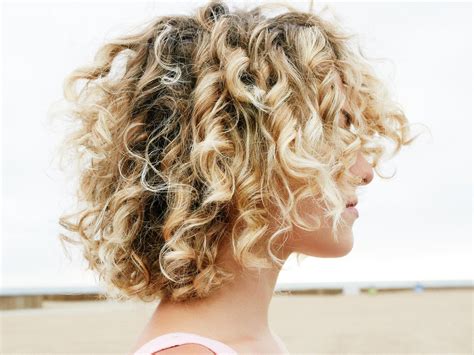 Lacking volume on your short hair? 11 Short Perm Hairstyle - Undercut Hairstyle