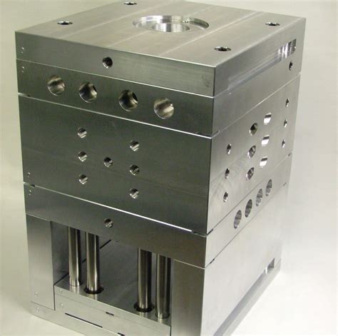 Conformally Cooled Steel Molds Vs Aluminum Molds For Plastic Injection Molding Clinton Aluminum