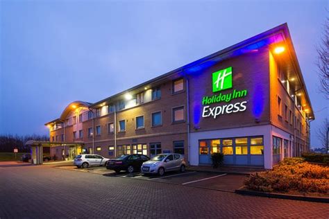 For any queries regarding your booking, please contact us at reservations.melsf@ihg.com or +61 3 9629 4111. Holiday Inn Express East Midlands Airport - Hotel Reviews