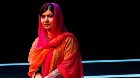 Malala Regressa Ao Paquistão Pela Primeira Vez Em Seis Anos