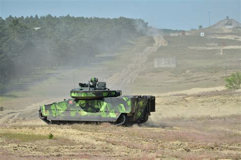 Slovakia To Procure Bae Systems Cv90 Mkiv Infantry Fighting Vehicle