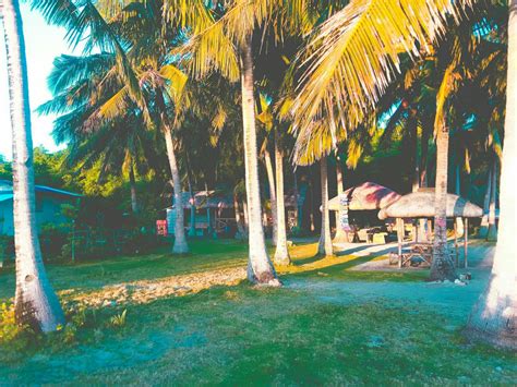 Pugad Lawin Beach Resort