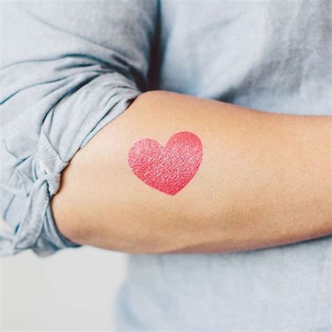 50 Awesome Flower Tattoos Ideas For Valentines Day Heart Tattoo