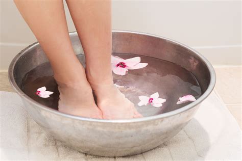 Shop 25 of our most popular and best value. Homemade Foot Soak for Dry Feet | Homemade foot soaks ...