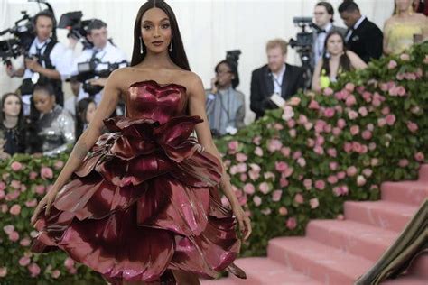 Jourdan Dunn Turned Into a Rose for the Met Gala - The New ...
