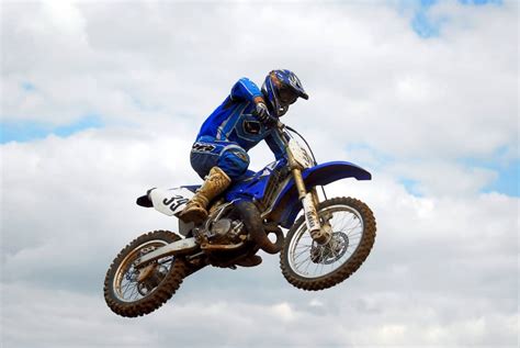 Dirt Bike Jumping How To Jump Like A Boss Frontaer