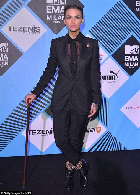 Ruby Rose Reveals Why She Carried A Cane To The Mtv Emas Ruby Rose
