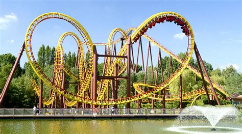 De nombreux postes sont à pourvoir ! Opinions on Parc Astérix