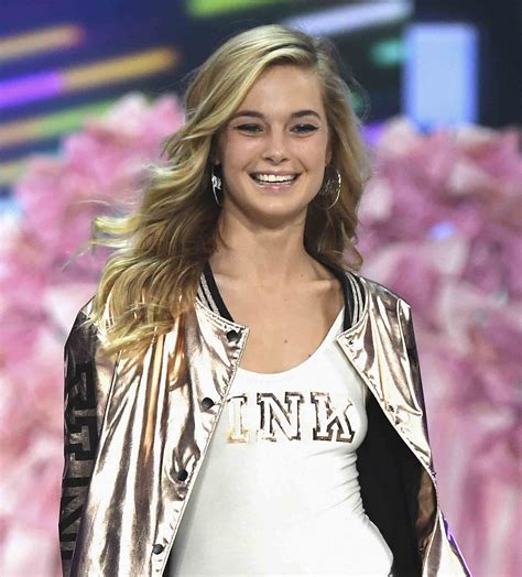 Bridget Malcolm See The Incredibly Sexy Beauty Looks From The Victorias Secret Fashion Show