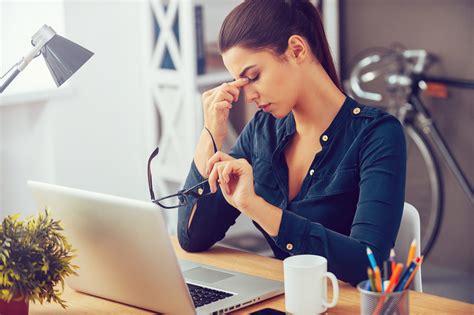 4 Tricks To Reduce Stress At Work Even When Youre Irritable Bossbabe