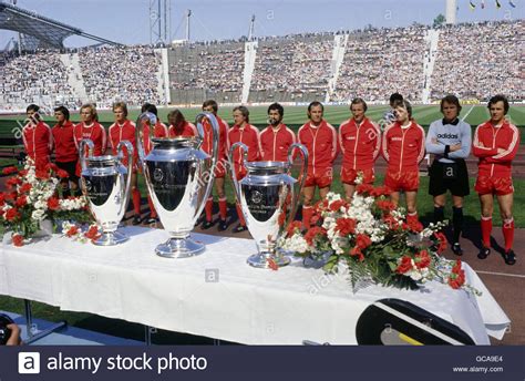 We have got 9 picture about olympiastadion münchen fussball images, photos, pictures, backgrounds, and more. Sport, Fußball, Europameisterschaft Club's Cup, FC Bayern ...