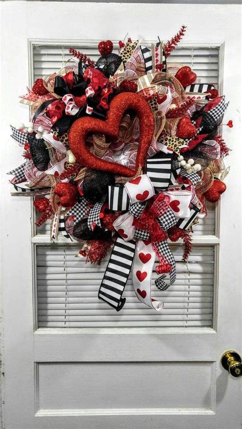 Popular Valentine Wreath Design Ideas For Front Door Decor In 2020