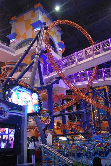 It is only about an hour's drive from the city of kuala lumpur and you wouldn't be able to miss the theme park because the grand ferris wheel is clearly visible when you drive on the. Berjaya Times Square theme park, Kuala Lumpur, Malaysia in ...