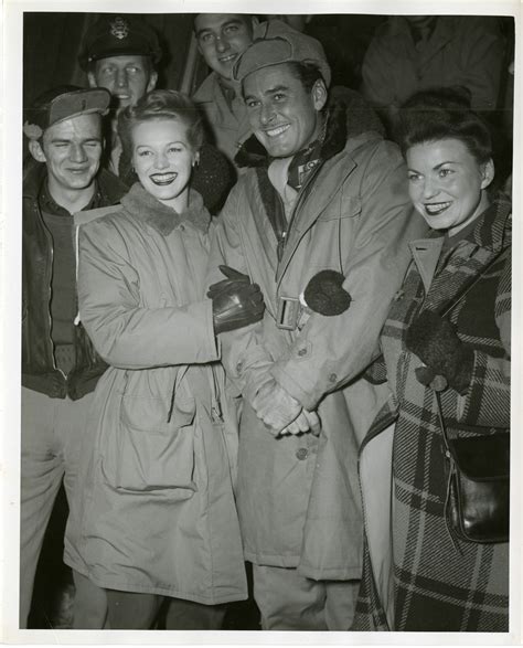 Martha Odriscoll And Other Entertainers Arrive On Base Alaska December 1943 The Digital