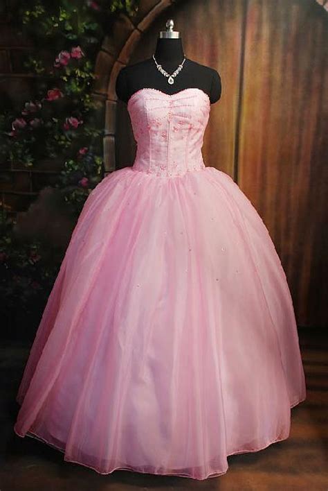 Pink Prom Dresses Go Well With All Women