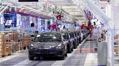 Check spelling or type a new query. 【恒大恒馳】1小時可生產60架車挑戰Tesla!？「3000億市值神話」恒大汽車如何在電動車市場成功突圍？ - mythfocus