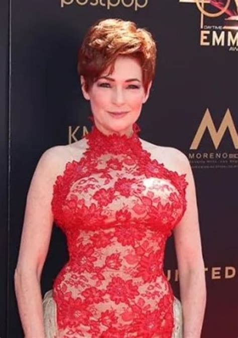 Carolyn Hennesy Body Size Breast Waist Hips Bra Height And Weight
