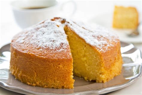 La torta margherita senza fecola è un dolce soffice da colazione o merenda, soffice e profumato, che si conserva in dispensa per un paio di giorni. Torta margherita senza fecola: la ricetta per preparare la ...
