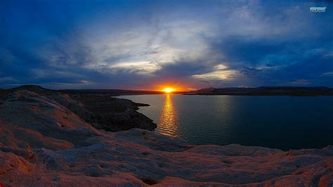 1366x768px Free Download Hd Wallpaper The Sunset Of Lake Powell