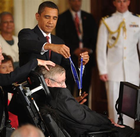World renowned physicist wrote a brief history of time. Frauen sind für Stephen Hawking ein unlösbares Rätsel - WELT