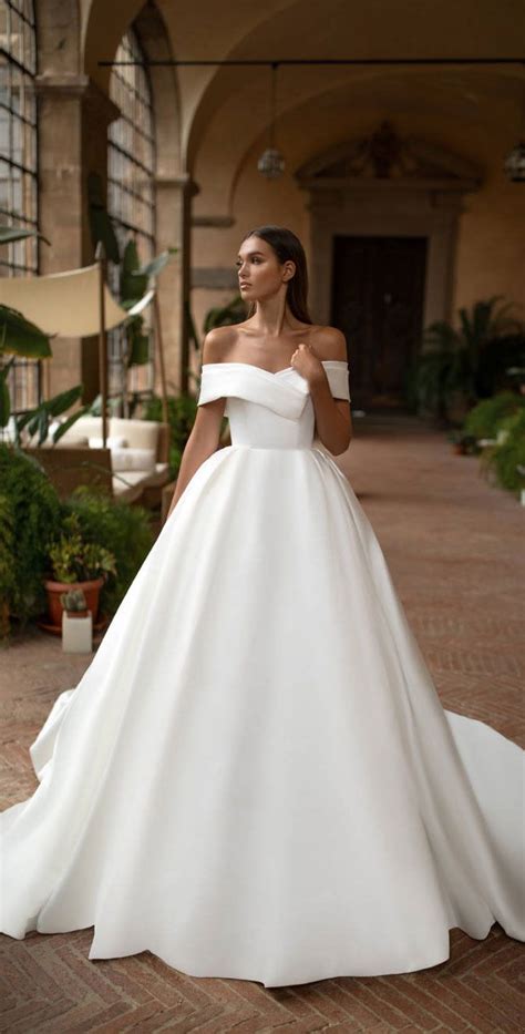 45 Elegant Off The Shoulder Wedding Dresses Wedding Dress Wedding Weddingdresses