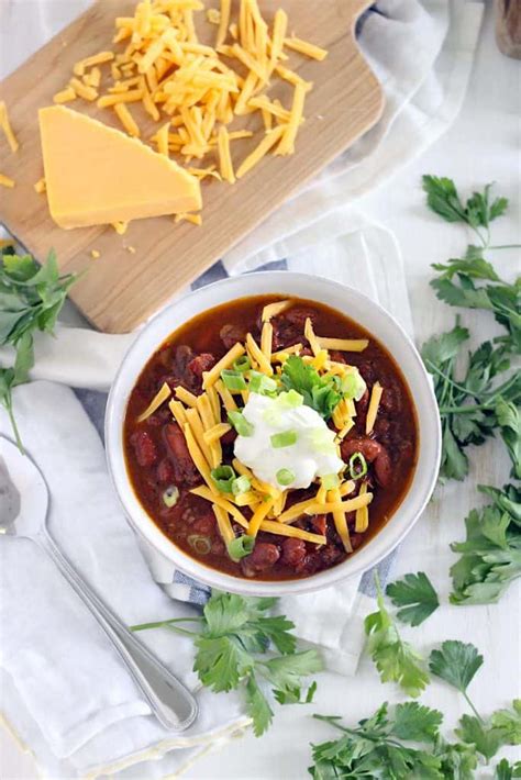 Stir in beans, crushed tomatoes, chili powder, and vinegar. Instant Pot Chili with Ground Beef and Dry Kidney Beans ...