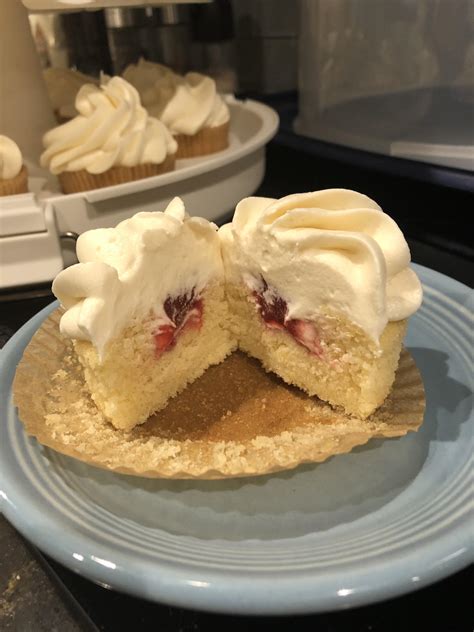 Place the pan back on the heat and bring to a light boil. Lemon cupcake, raspberry filling with a cream cheese ...