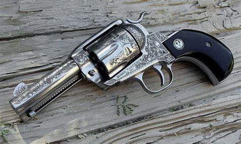 Engraved Ruger Birdshead Vaquero Custom Glock Custom Guns Weapons