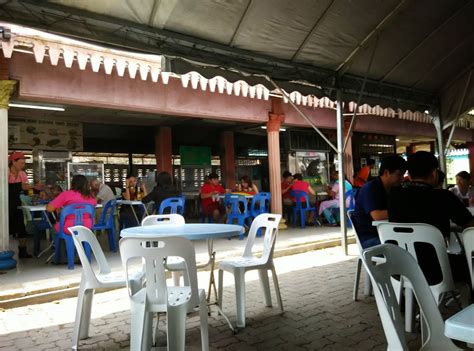 5.42072, 100.34221), or simply called the padang, is the parade ground and playing field created by the british colonials in the civic district of george town. Our Journey : Penang Georgetown - Esplanade Malays Food ...