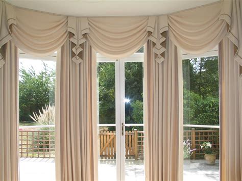 10 Curtain Ideas For Tall Windows Decoomo