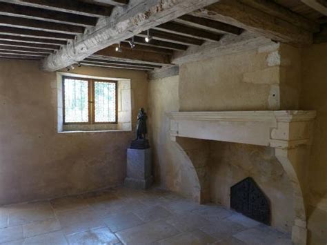 The maison de jeanne is reputed as being one of the oldest houses in the département of the aveyron. Domrémy - the Birth Place of Joan of Arc - Medieval Histories