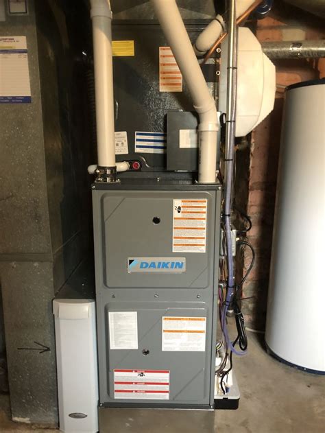 Daikin Modulating Gas Furnace With Eev Coil For Fit Air Conditioner