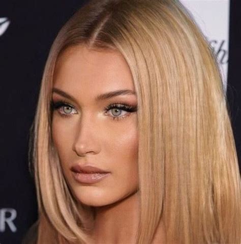 bella hadid in 2020 | Honey blonde hair, Hair makeup, Hair beauty