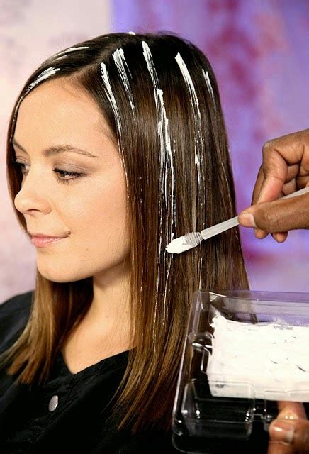 I learned how to highlight my own hair in just 15 minutes a few years ago and today i decided to share my experience with you! How to Use a Streaking Brush to Create Perfect Highlights ...