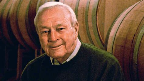 Golfing Legend Arnold Palmer Dies at 87 | Wine Spectator