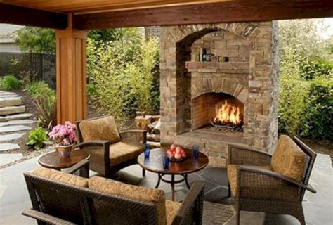 Incredible 10 Small Backyard Ideas With Fireplaces Decoredo