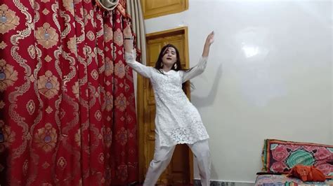 Miss Peshawar Gul New Dance 2020 Youtube