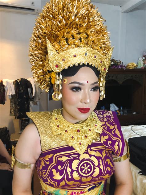 Traditional Balinese Wedding By Prabha Mua Bridestory Com