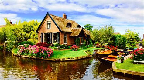 Giethoorn A Magical Village With Mystical Feel In Holland Lajjaish