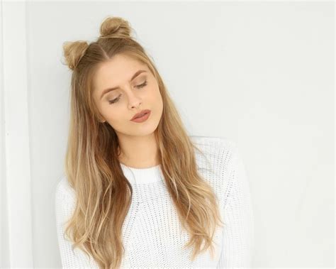 We did not find results for: FESTIVAL HAIR TUTORIAL | SPACE BUNS | Fashion Influx