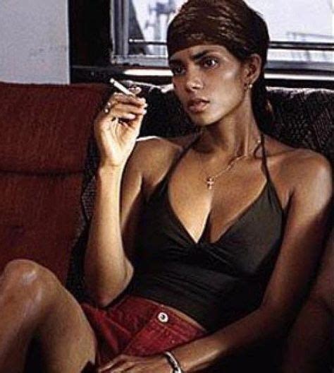 In 1992 Halle Berry Became The First African American Actress To Win