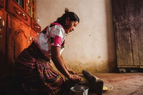 8 Breathtaking Photos Of Hardworking Moms Around The World Compassion