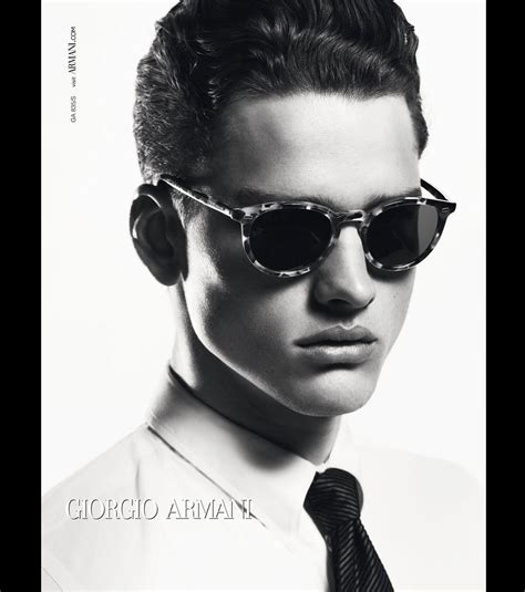 Giorgio Armani Dévoile Sa Campagne Eyewear Pour Lhiver 2012