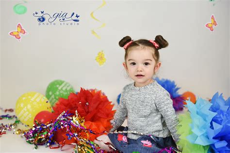 Asistam zilele trecute la o zi de naștere sărbătorită de părinți în mall. Poze ziua de nastere a copilului | GIA Photo Studio ...