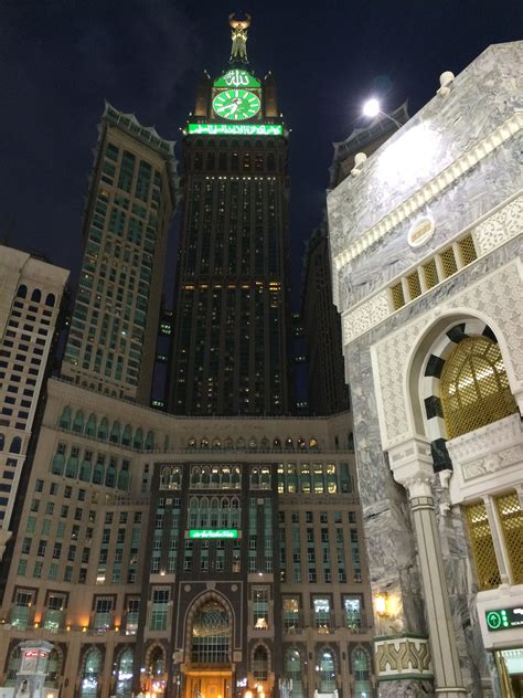Mecca Clock Tower Outside The Haram