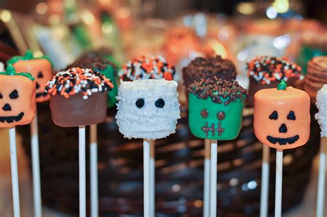 how to make halloween marshmallow pops mommy s fabulous finds