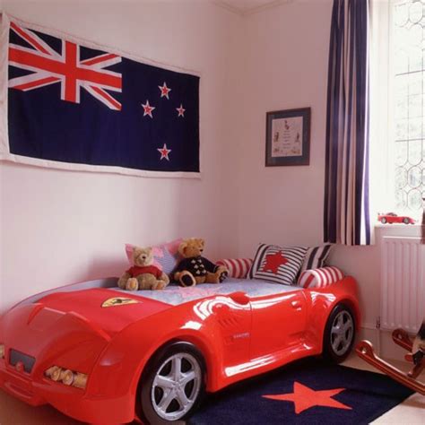 Also, there are plenty of chic ways to meet. Boys' bedroom with racing car bed | Boys bedroom ideas and ...