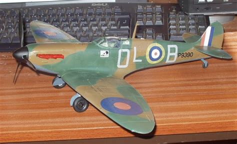 124 Airfix Spitfire Mk1a By Chris Swingler