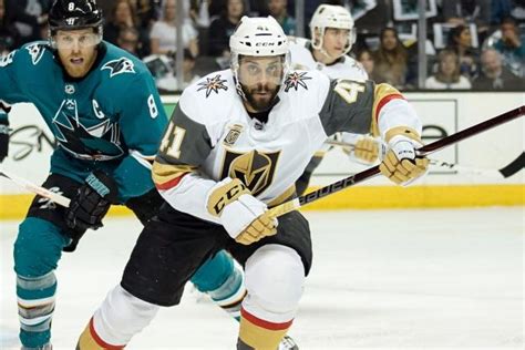 Compher moving up to kadri's previous spot on the second line with andre burakovsky and joonas donskoi. Pierre-Edouard Bellemare : «C'est unique dans une carrière ...