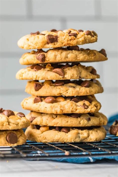 Loaded Chocolate Chip Giant Cookies Recipe Video